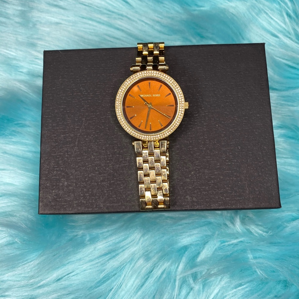 mk watch